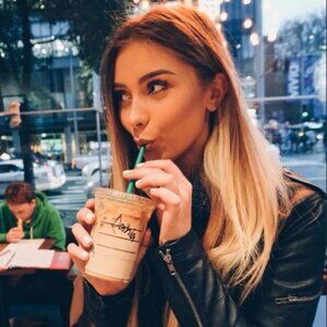 Meet your Posher, Dania RubyJolie